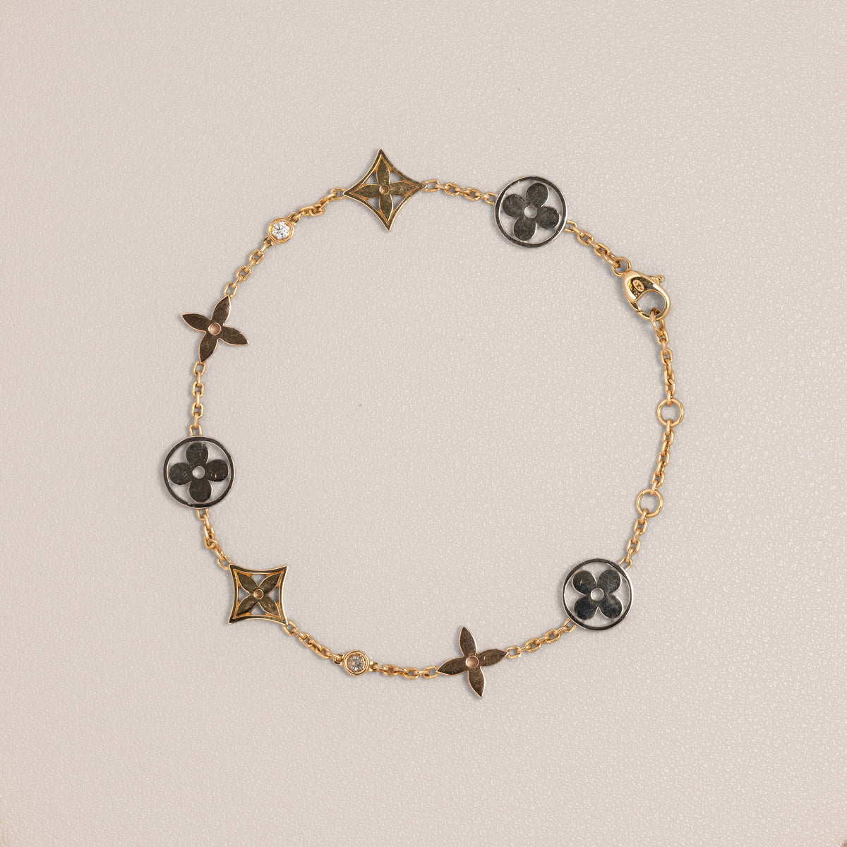 Louis Vuitton 18K Three-Colour Gold Diamond Idylle Blossom Bracelet