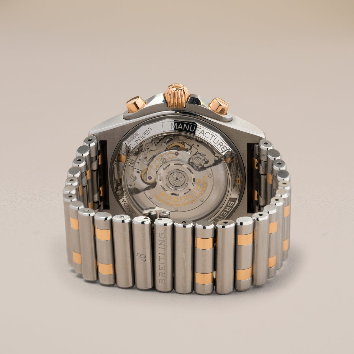 Breitling Chronomat B01 42, Steel and 18K Red Gold — reverse