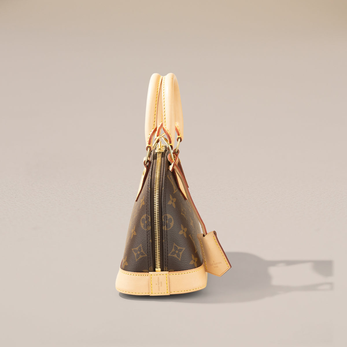 Louis Vuitton Alma BB, Monogram — side