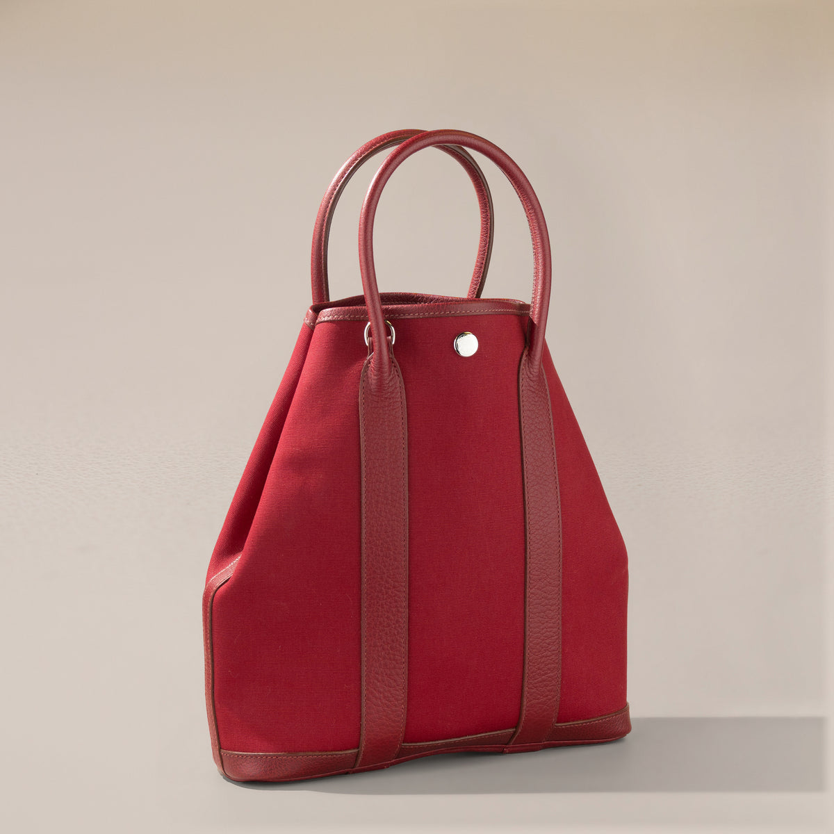 Hermès Garden File PM, Red Toile — angle
