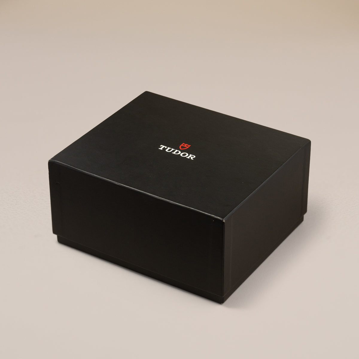 Tudor Royal 36, Salmon Dial (2026) — original outer box