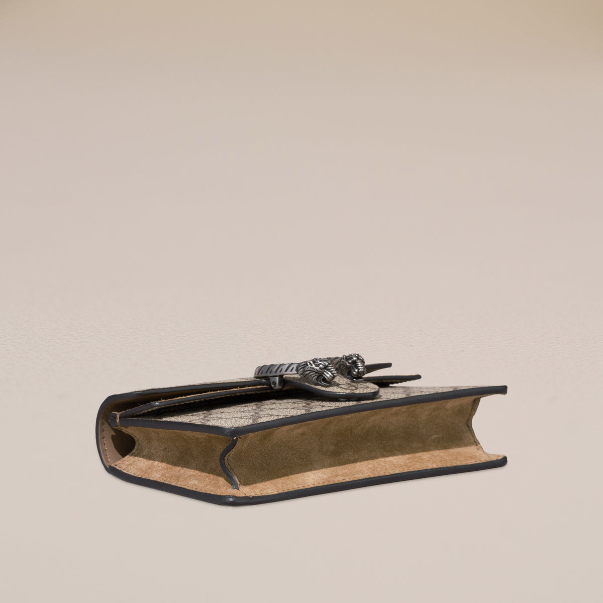 Gucci Dionysus Super Mini Bag, GG Supreme — base, angled
