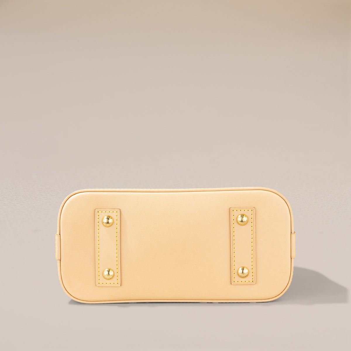 Louis Vuitton Alma BB, Monogram — base