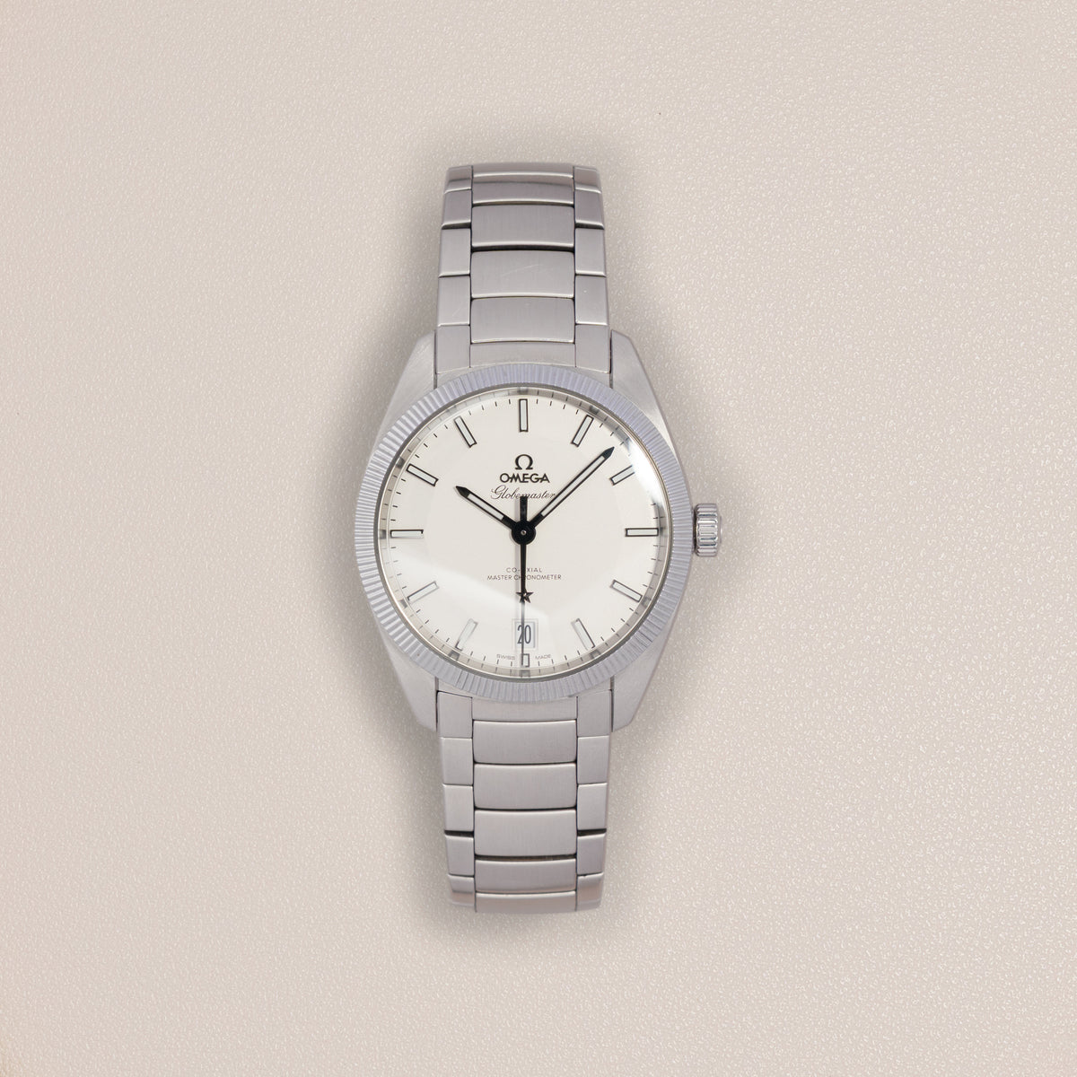 Omega Globemaster, Silver Pie-Pan Dial