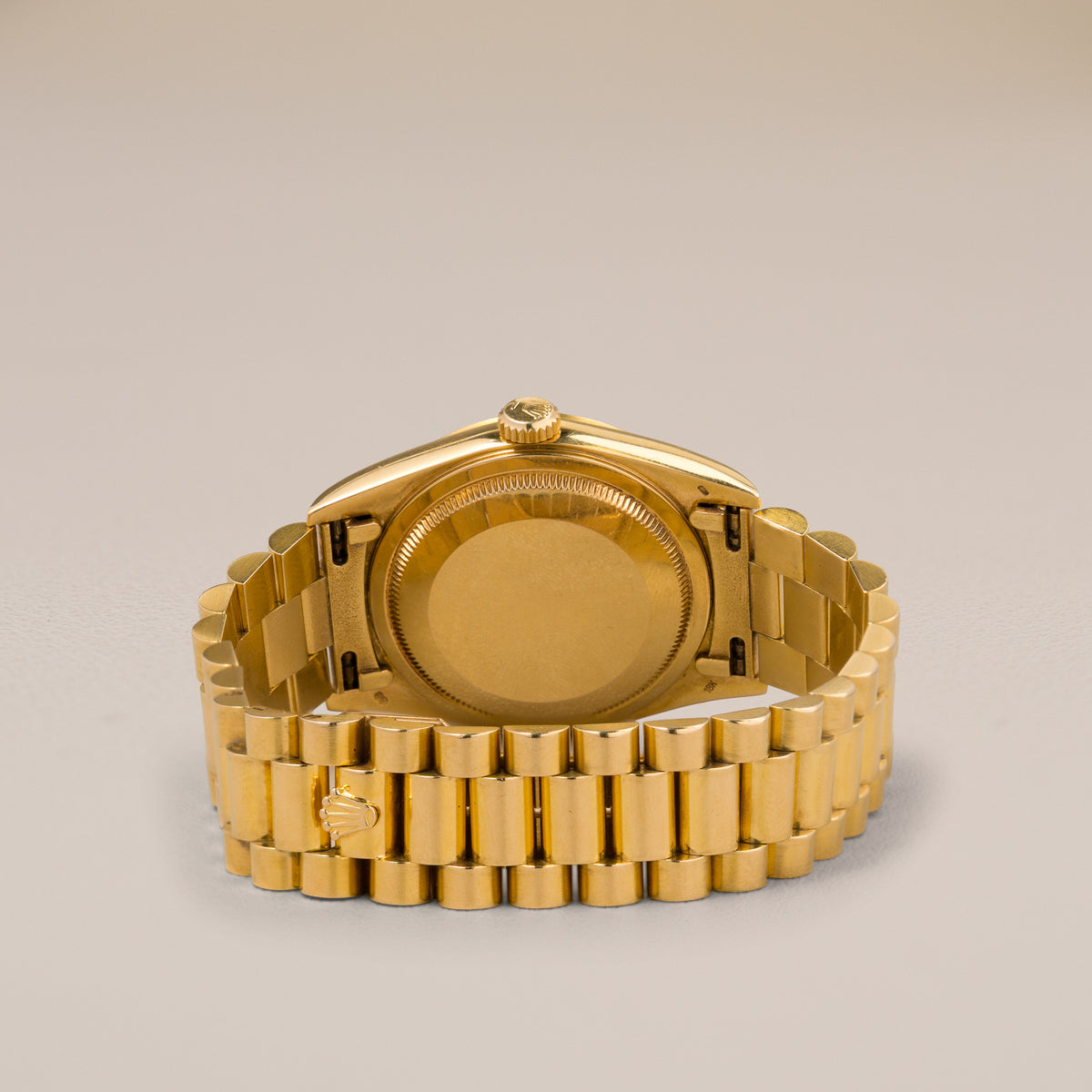 Rolex Day-Date 36 18238, 18K Yellow Gold, Champagne Diamond Dial (1990) — reverse